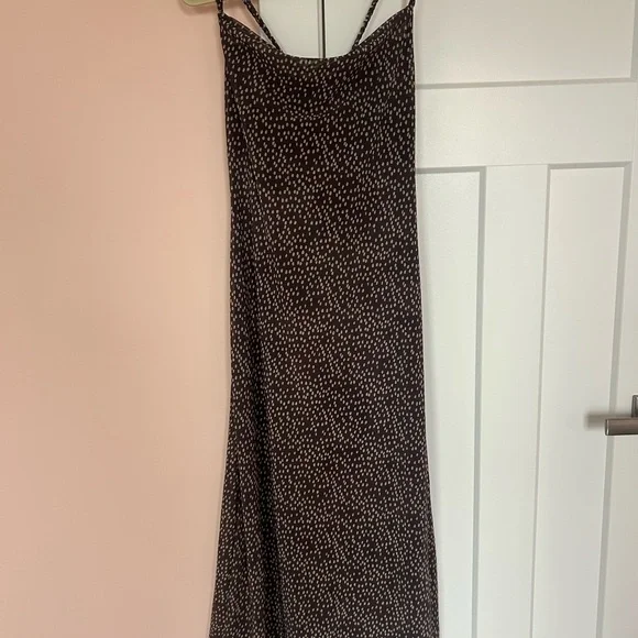 Kirious Los Angeles spaghetti strap brown/ tan dress midi length - Picture 2 of 8